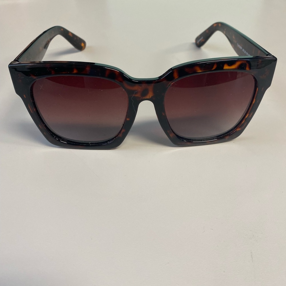 Denise tortoise shell sunglasses. Hardly worn! Like new.